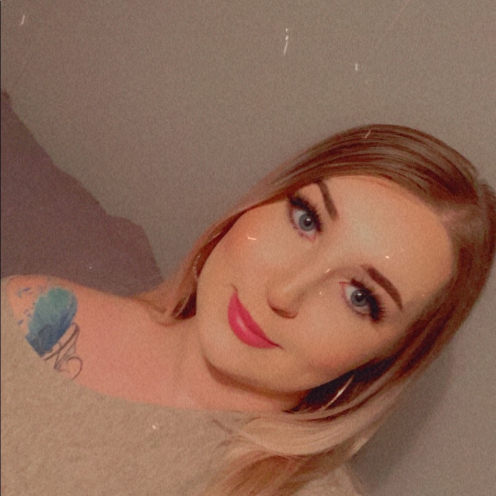 Meet your Posher, Marissa